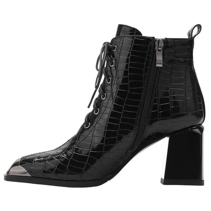 Lady Couture Fantastic Black Style-Forward Ankle Boots